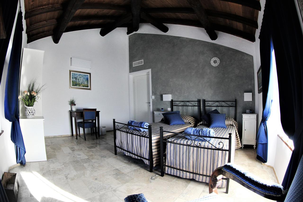 Couette-café Marina - 3*